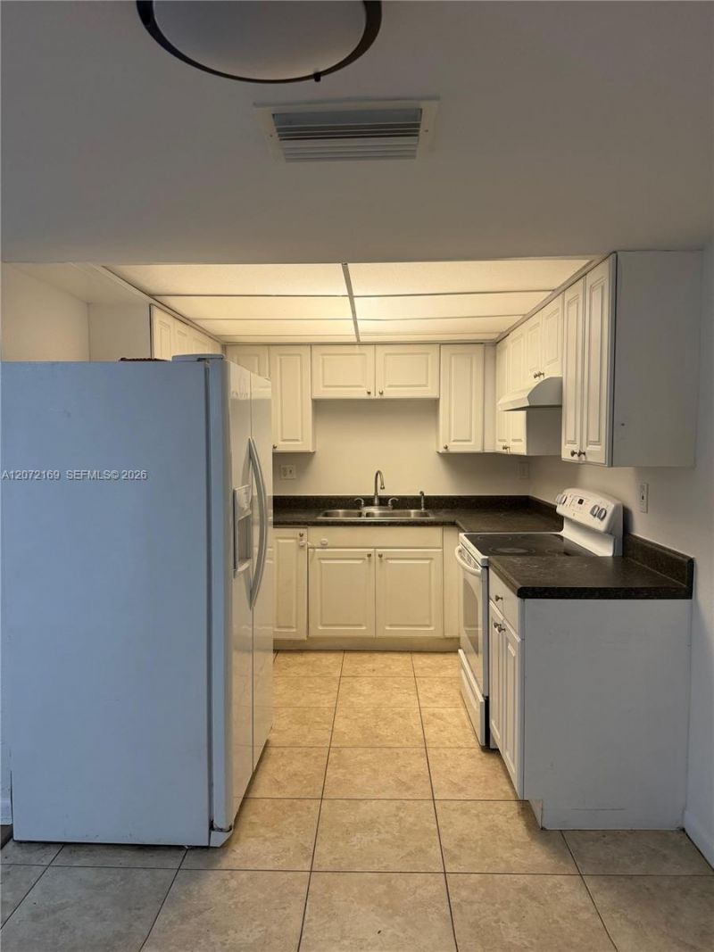 11101 Royal Palm Blvd , Unit 203, Coral Springs, FL 33065 Photo