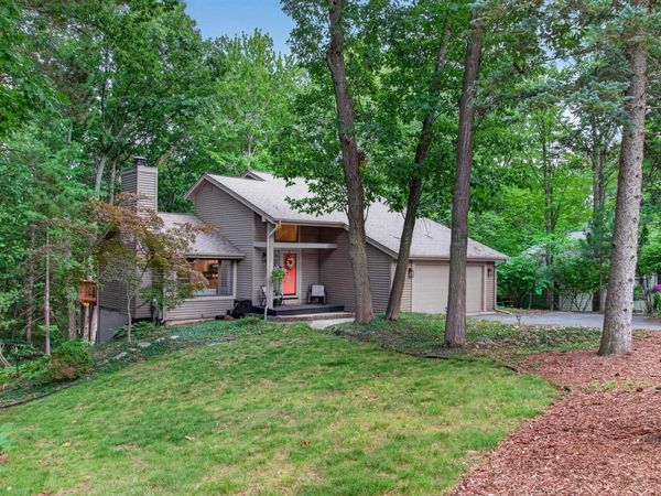 3552 Lookout Point, Traverse City, MI 49686