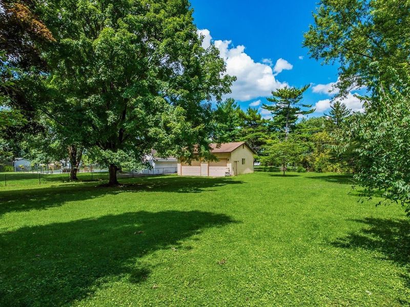3686 Skyline Drive, Columbus, OH 43235 Photo 16