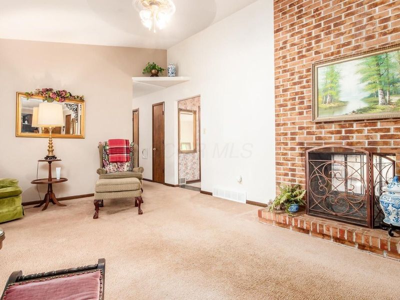 3686 Skyline Drive, Columbus, OH 43235 Photo 32