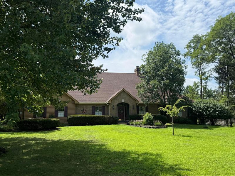 1342 Pinecrest Drive NE, Lancaster, OH 43130 Photo 6