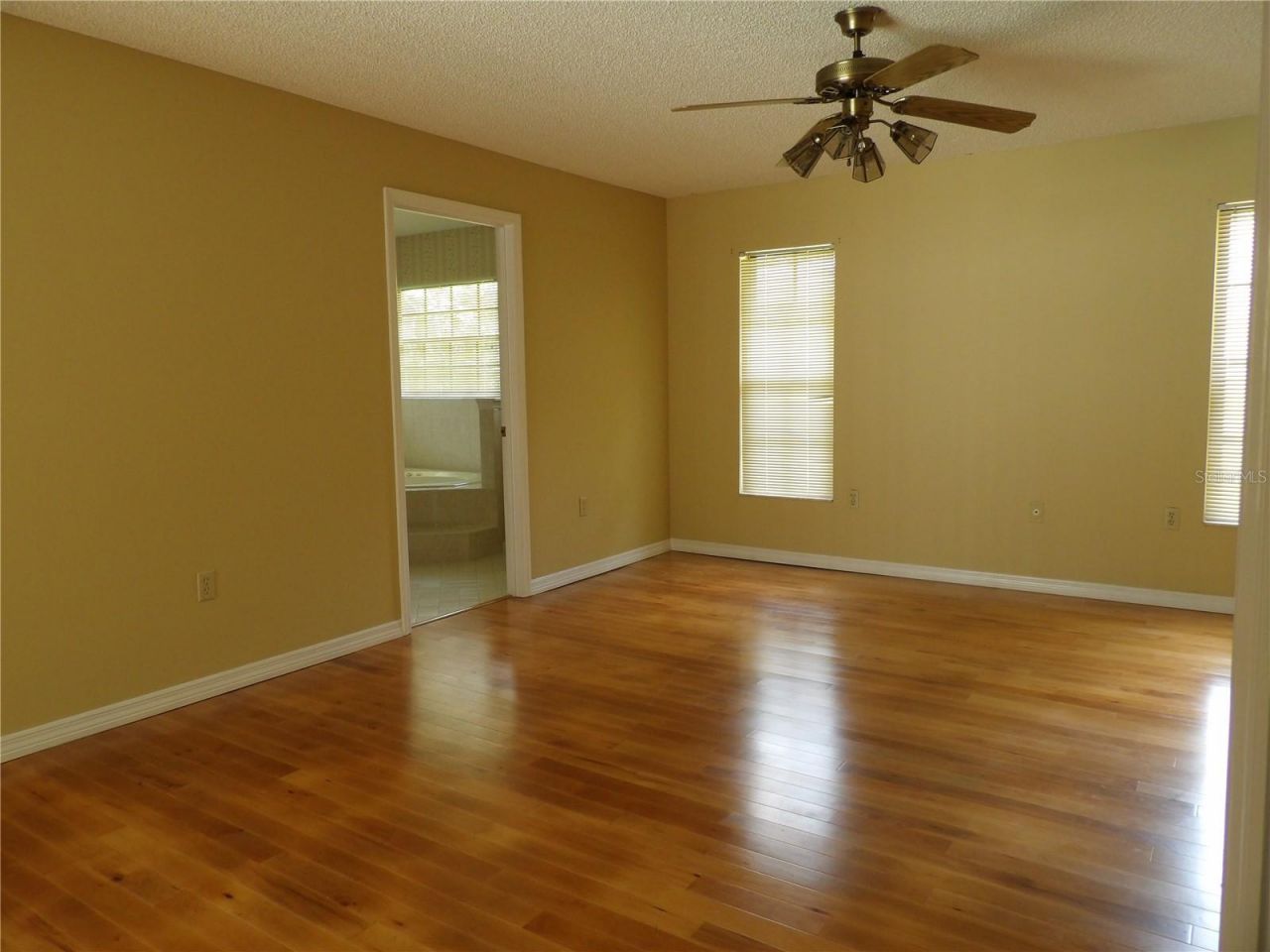 6282 Forestwood Drive E, Lakeland, FL 33811 Photo