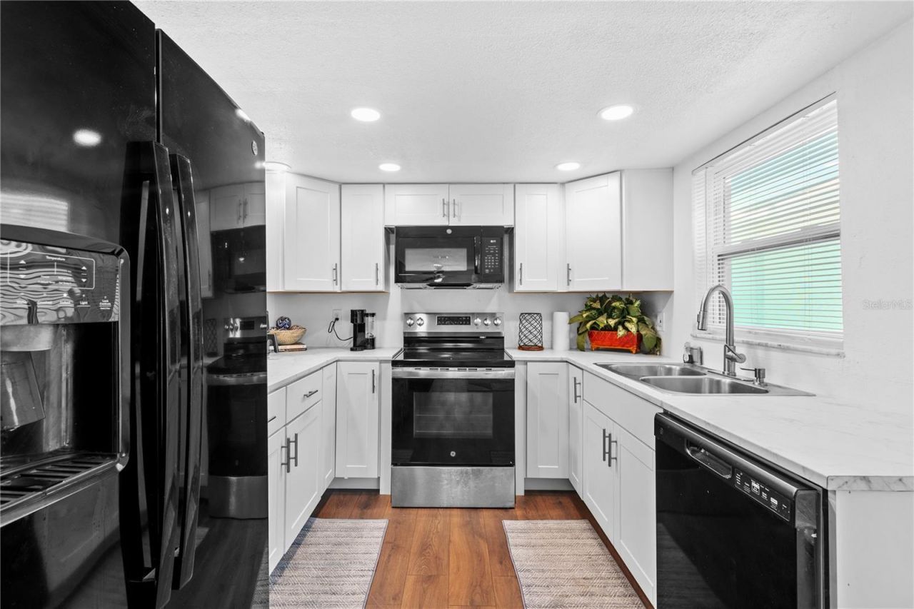 804 13th Avenue S, Saint Petersburg, FL 33701 Photo
