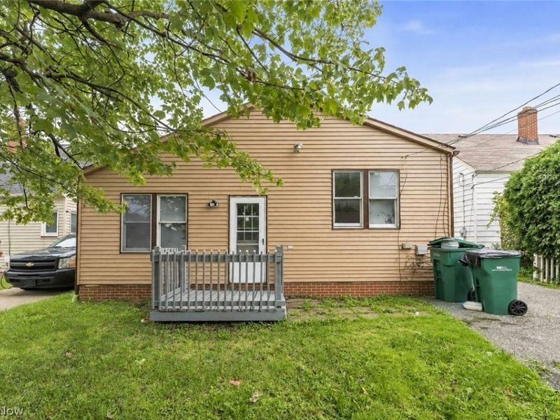 15901 Edgewood Avenue, Cleveland, OH 44137 Photo 1