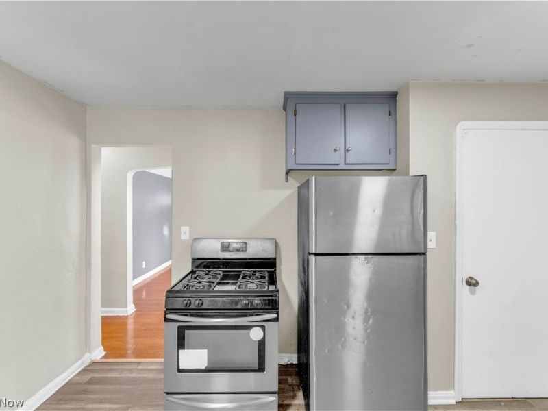 15901 Edgewood Avenue, Cleveland, OH 44137 Photo 14