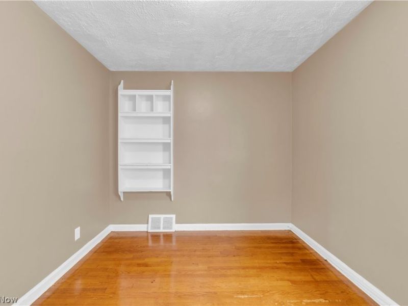 15901 Edgewood Avenue, Cleveland, OH 44137 Photo 16