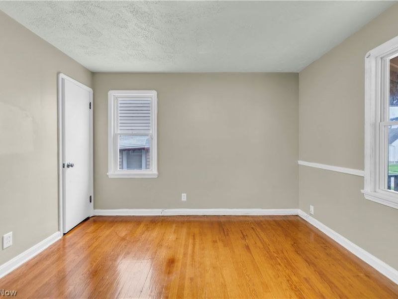 15901 Edgewood Avenue, Cleveland, OH 44137 Photo 17