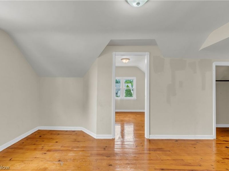 15901 Edgewood Avenue, Cleveland, OH 44137 Photo 21