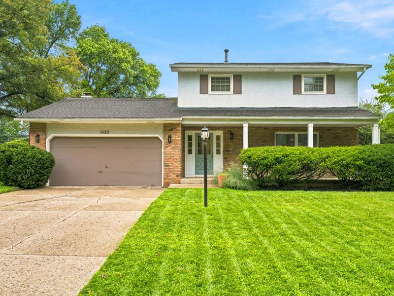 1420 Noe Bixby Road , Columbus, OH 43232 Photo 2