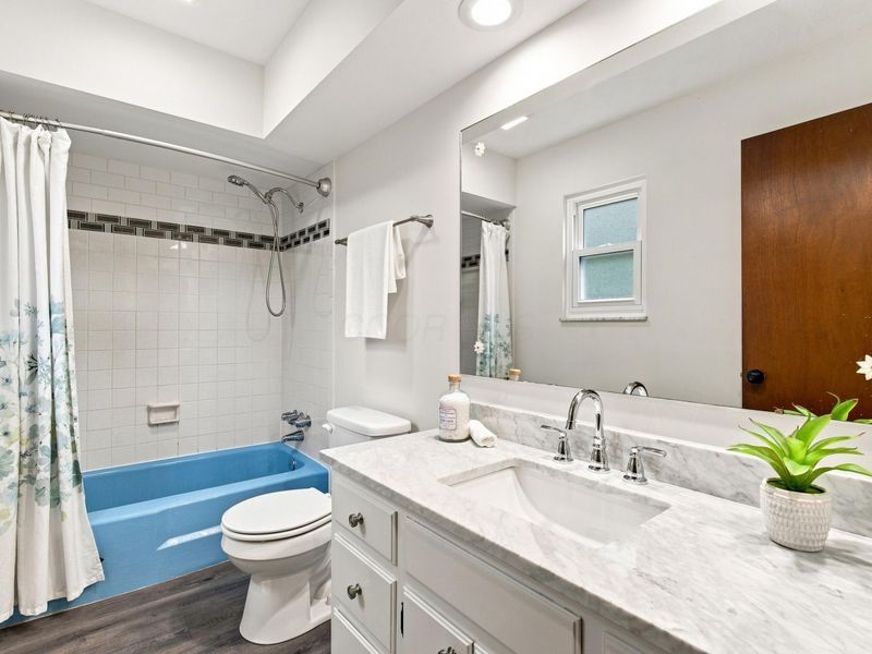 1420 Noe Bixby Road , Columbus, OH 43232 Photo 36