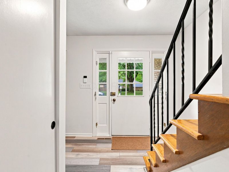 1420 Noe Bixby Road , Columbus, OH 43232 Photo 8