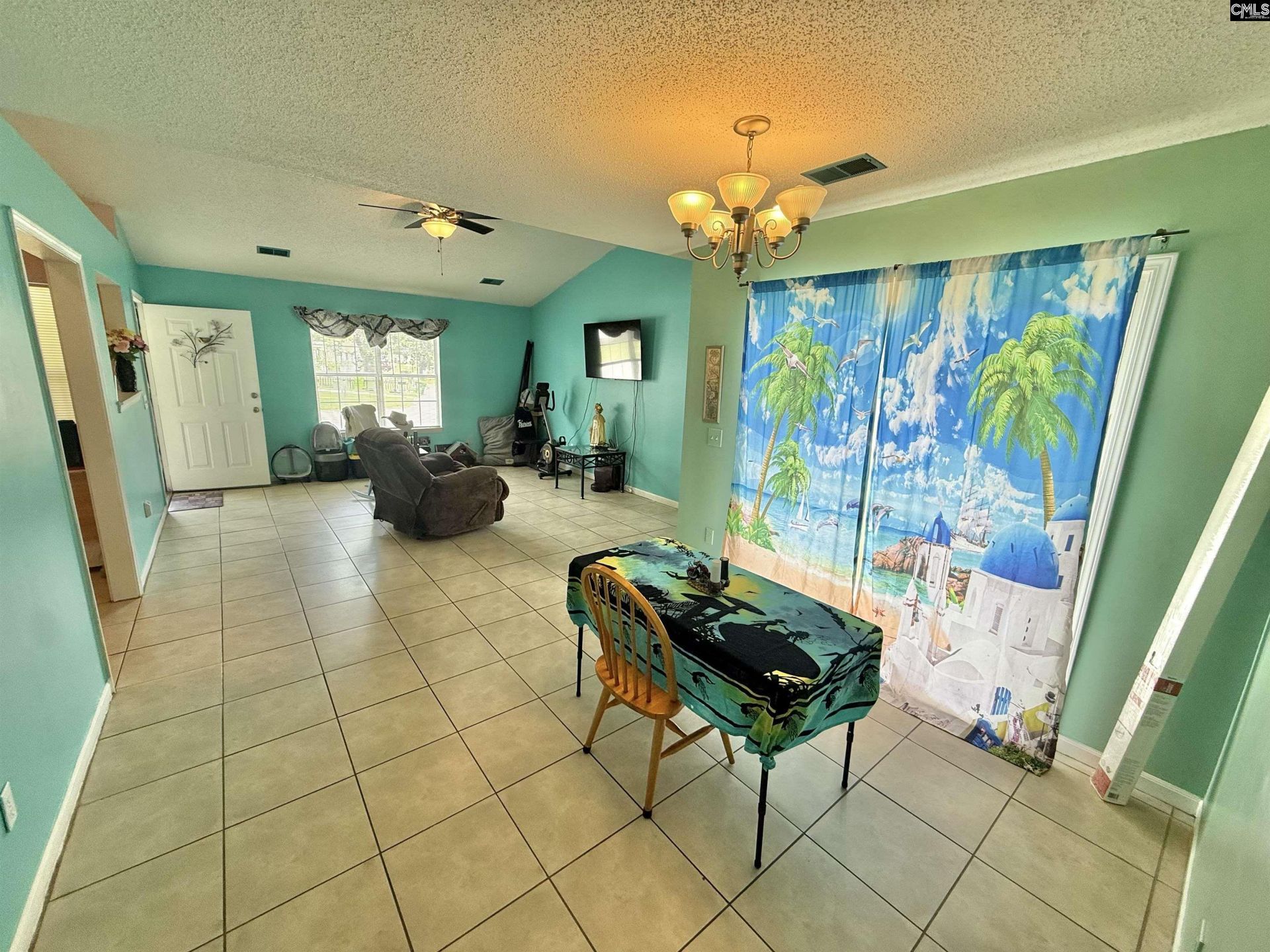 212 Jaybird Lane Photo 7