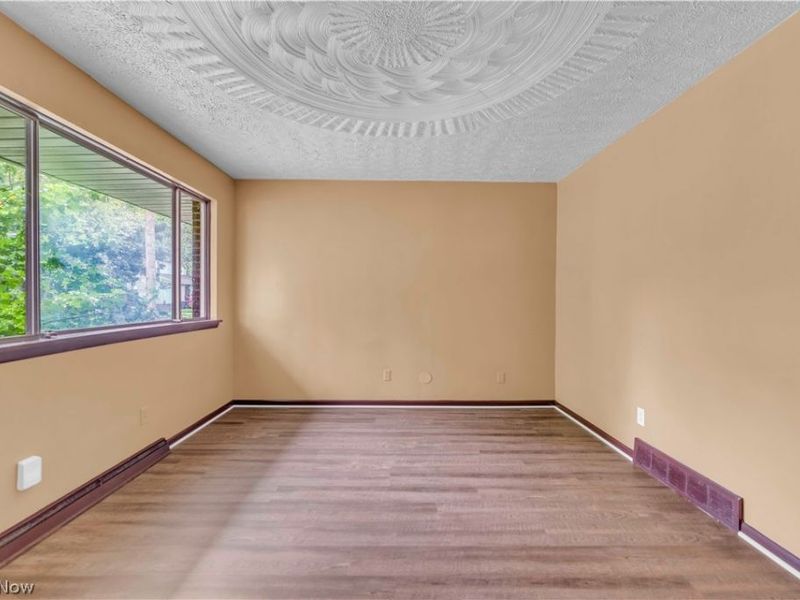 1143 Santee Avenue, Unit 2/1143, Akron, OH 44306 Photo 7