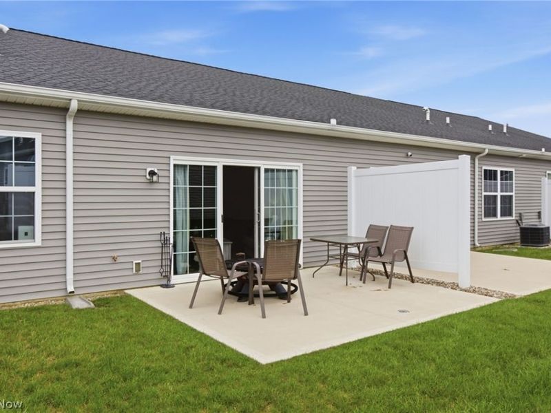 235 Silver Spring Circle, Elyria, OH 44035 Photo 30