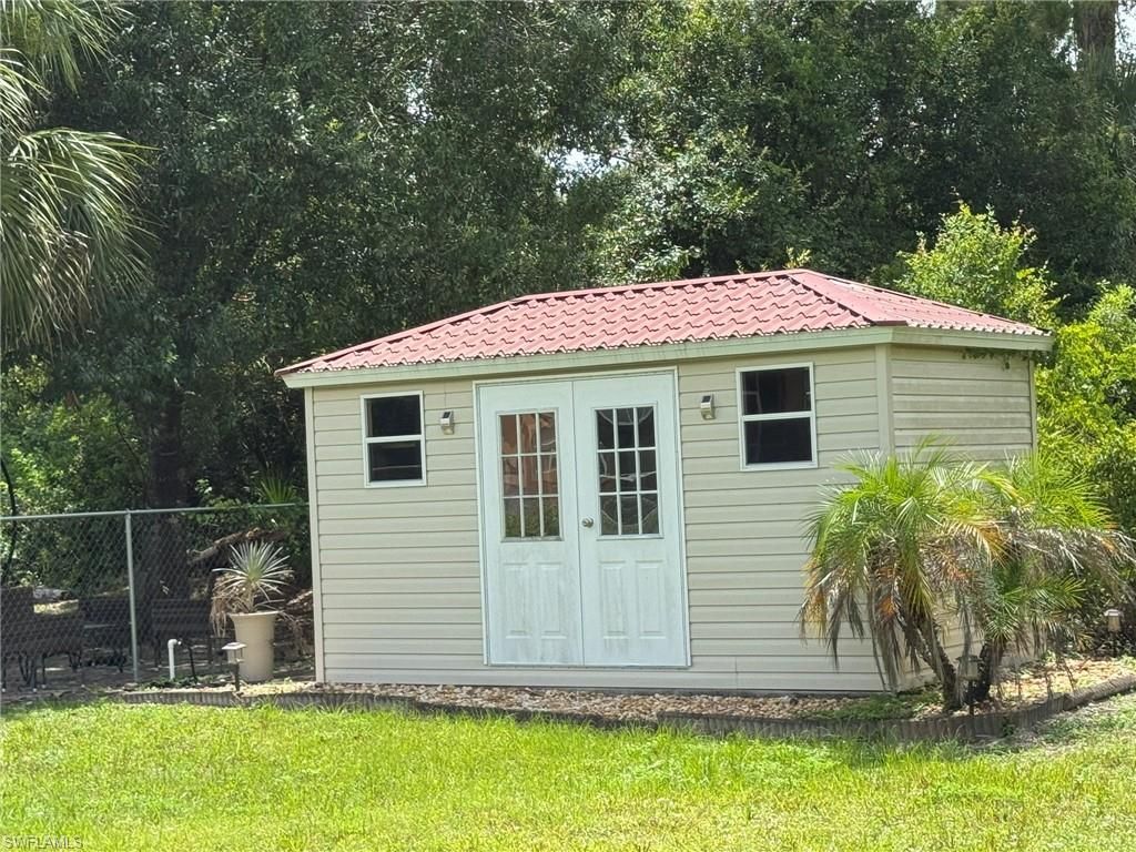 13 Wellington Ave , Lehigh Acres, FL 33936 Photo