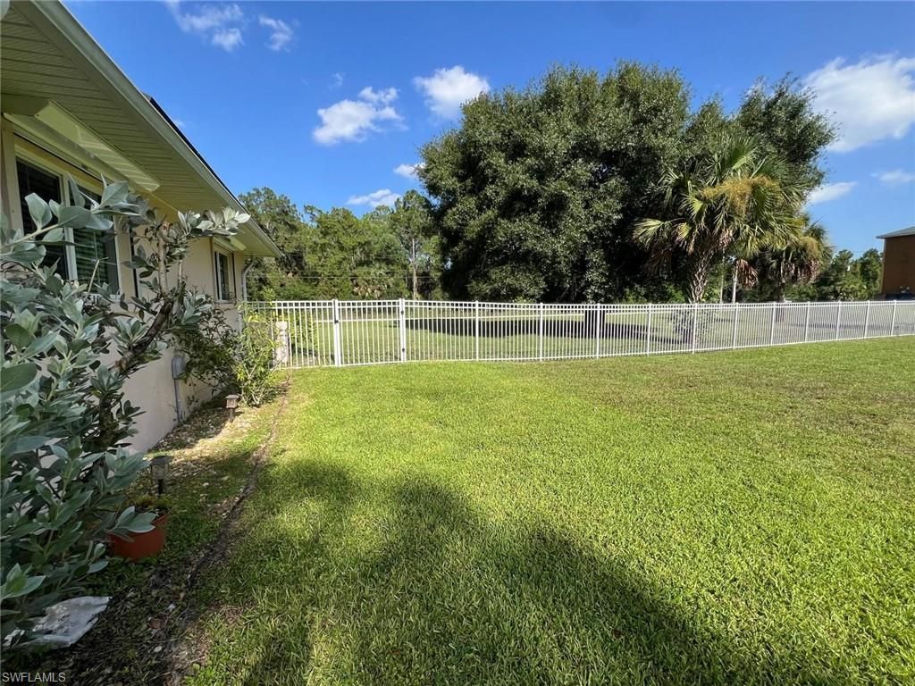 13 Wellington Ave , Lehigh Acres, FL 33936 Photo