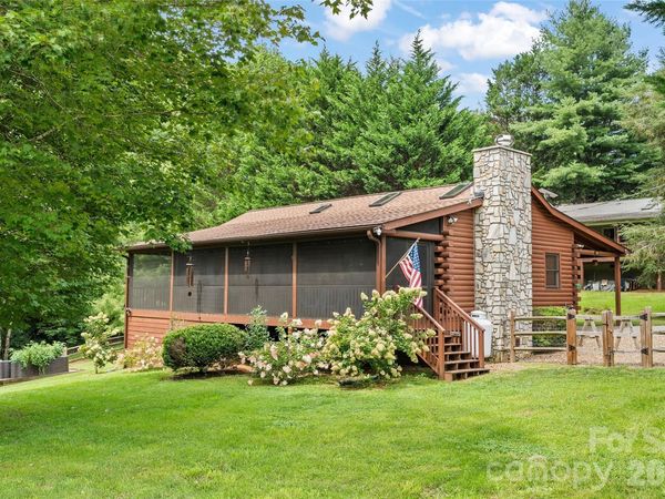 729 Joe Carver Road, Waynesville, NC 28785