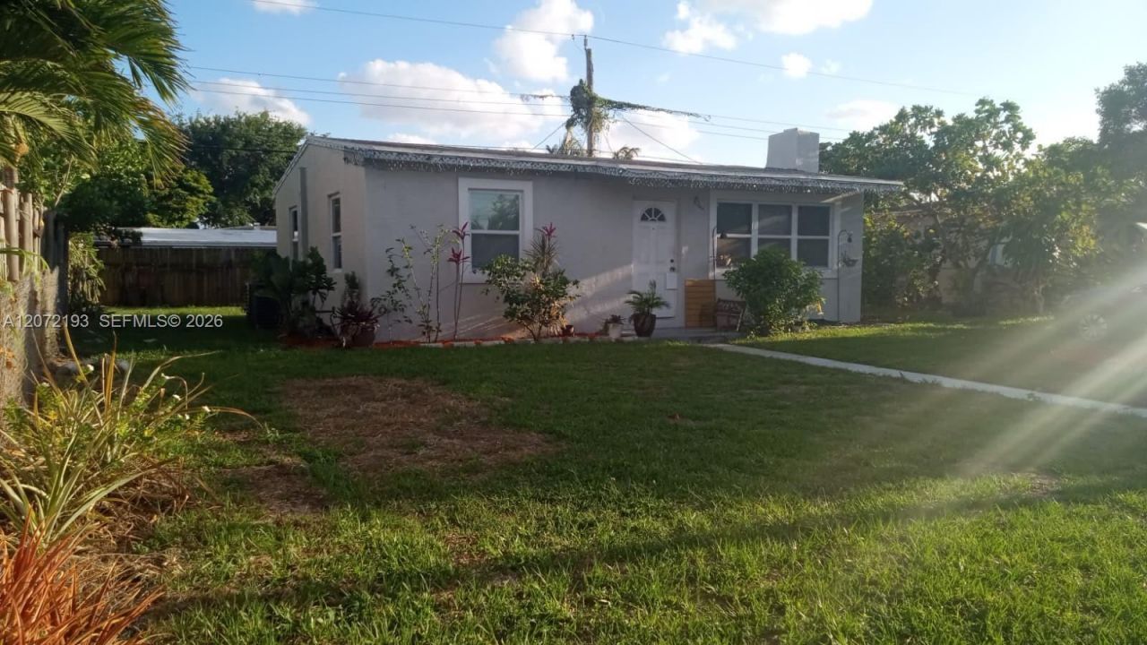 508 W Beech Rd , West Palm Beach, FL 33409 Photo