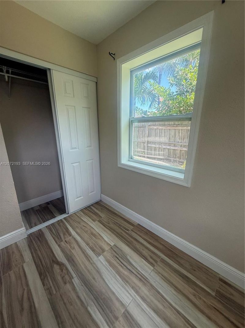 508 W Beech Rd , West Palm Beach, FL 33409 Photo