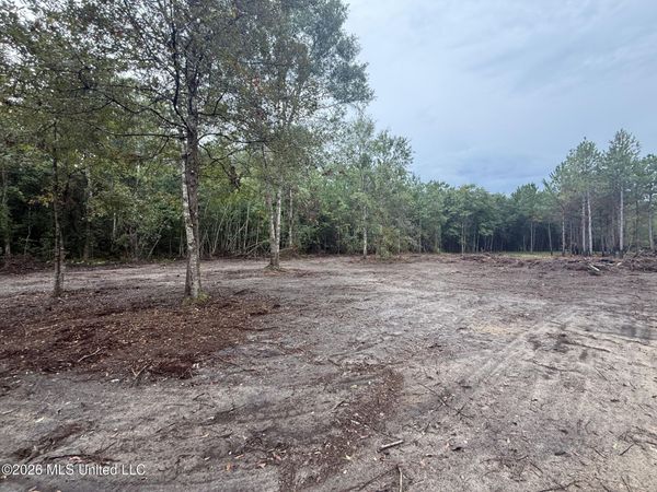 Nhn Dap Road, Moss Point, MS 39562