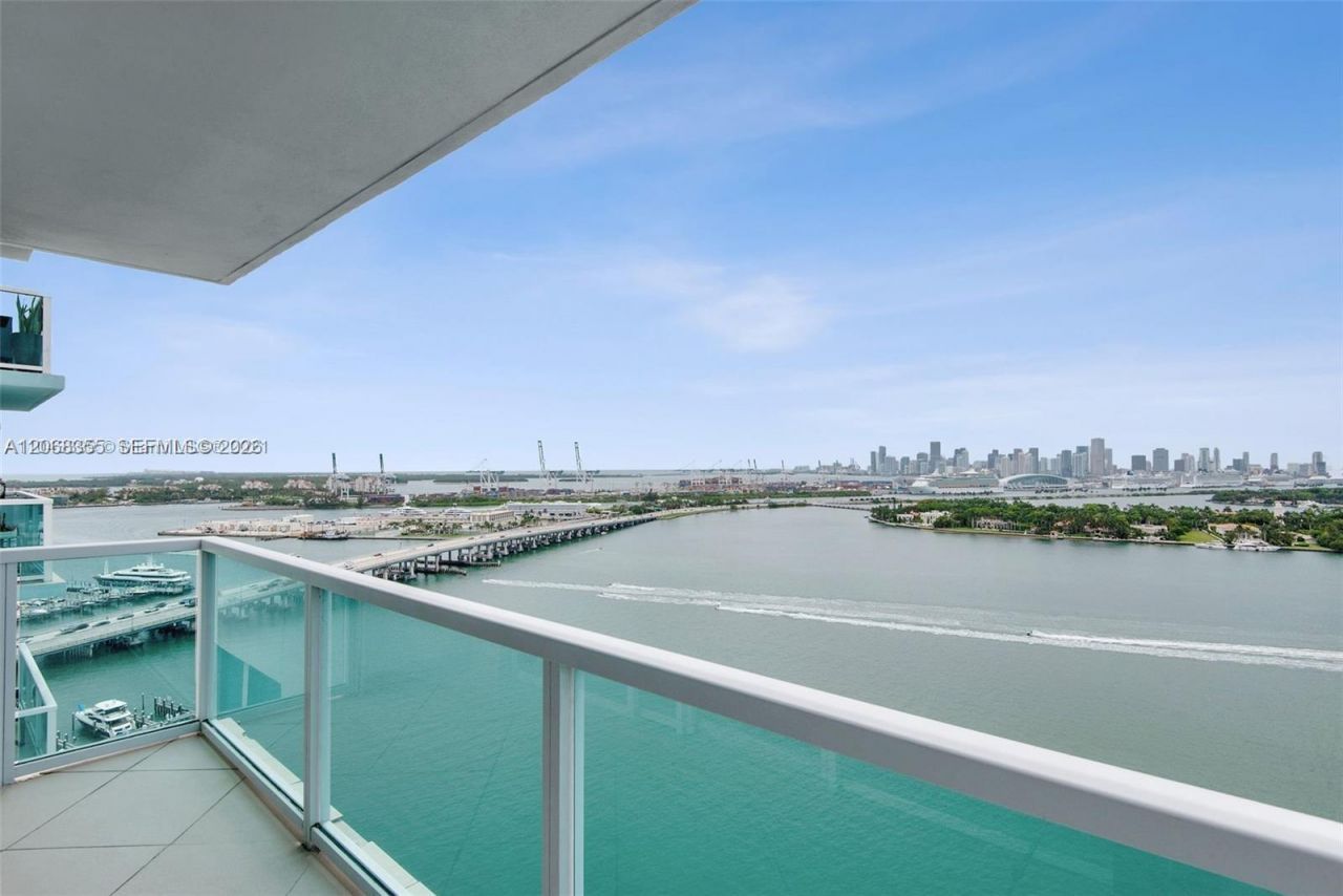 650 West Ave, Unit 2307, Miami Beach, FL 33139 Photo