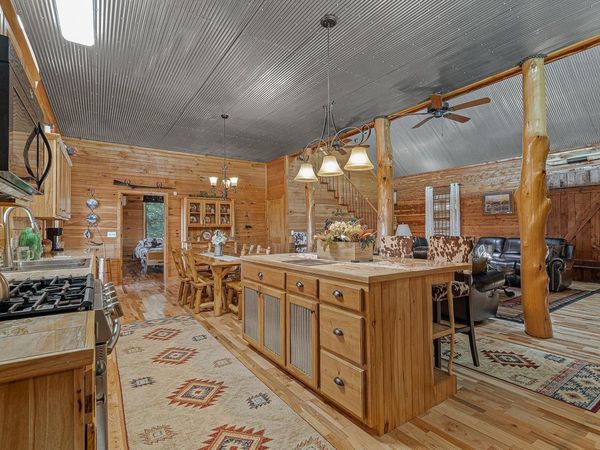 1352 Endless Road , Harriet, AR 72639