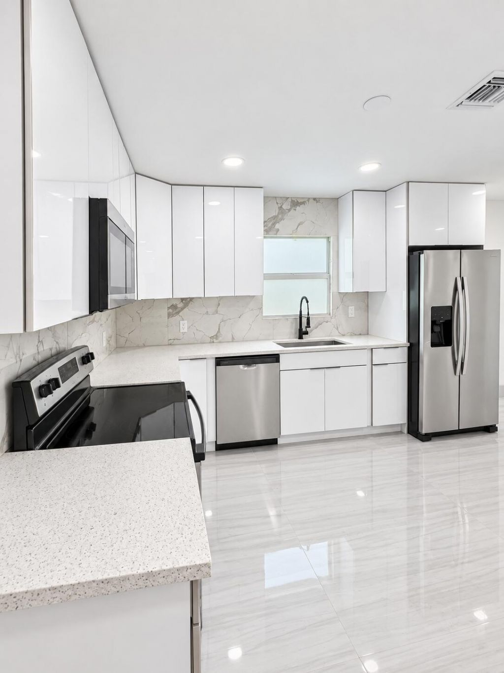 405 N E Street, Lake Worth, FL 33460 Photo