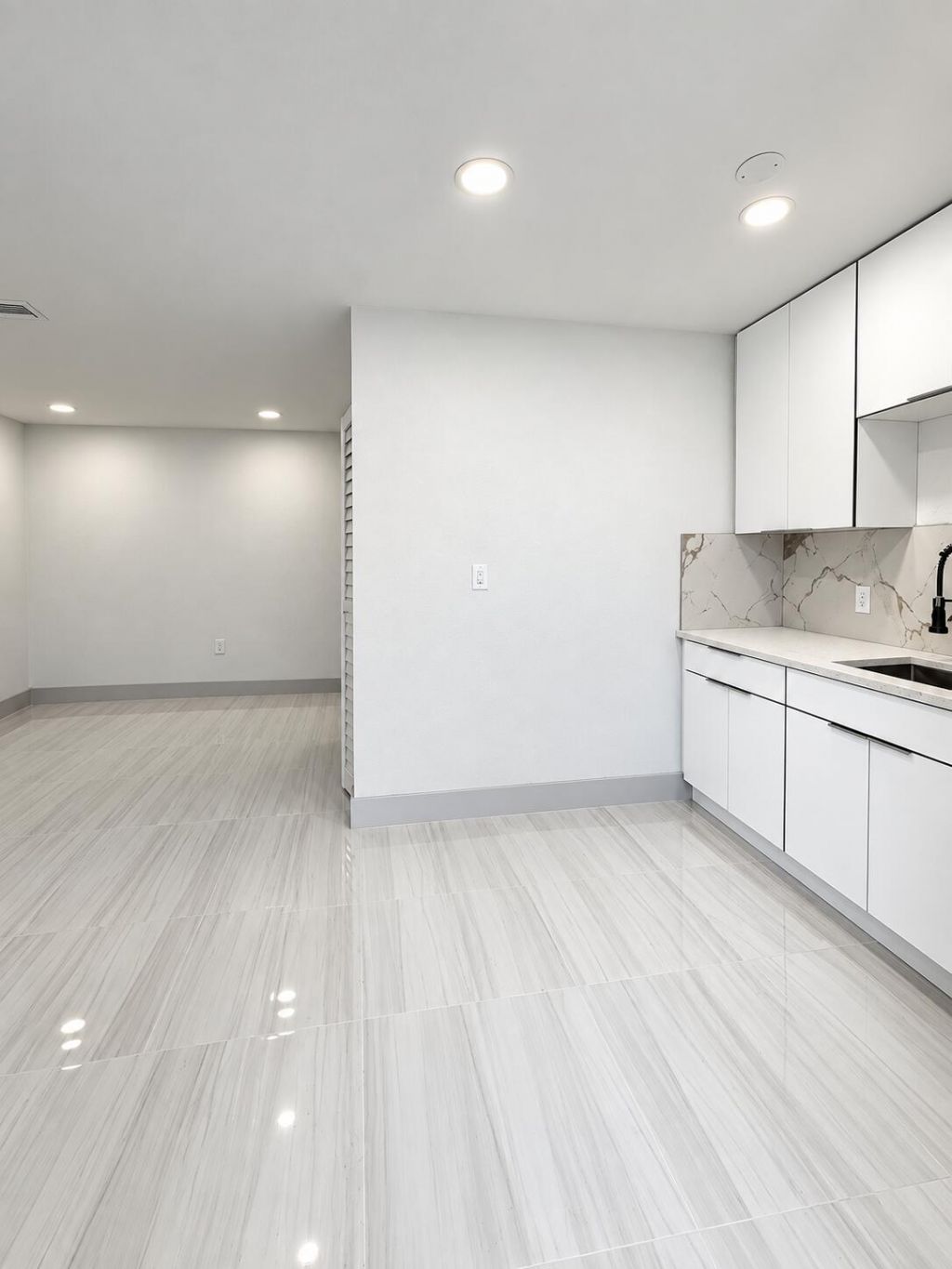 405 N E Street, Lake Worth, FL 33460 Photo