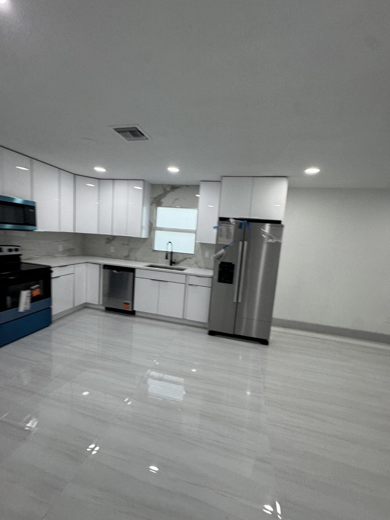 405 N E Street, Lake Worth, FL 33460 Photo