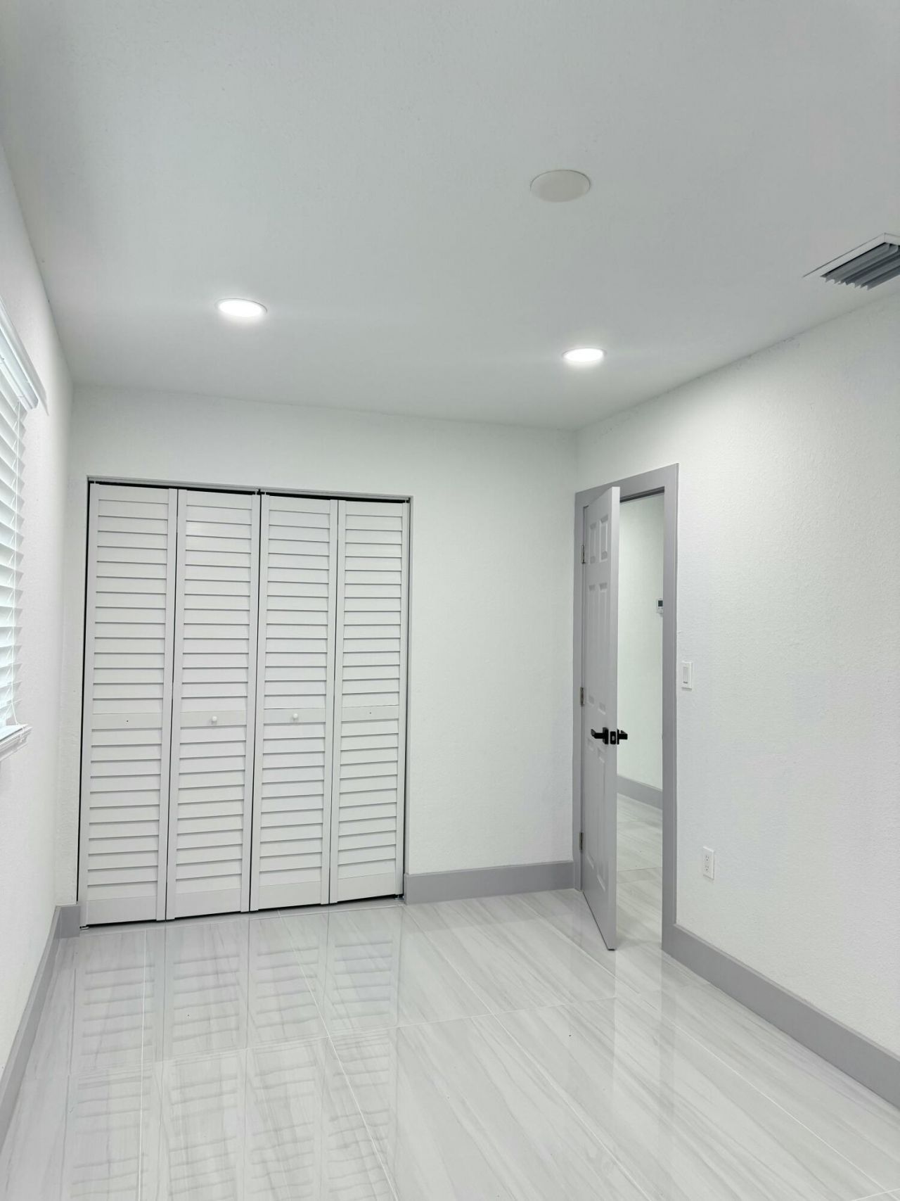 405 N E Street, Lake Worth, FL 33460 Photo