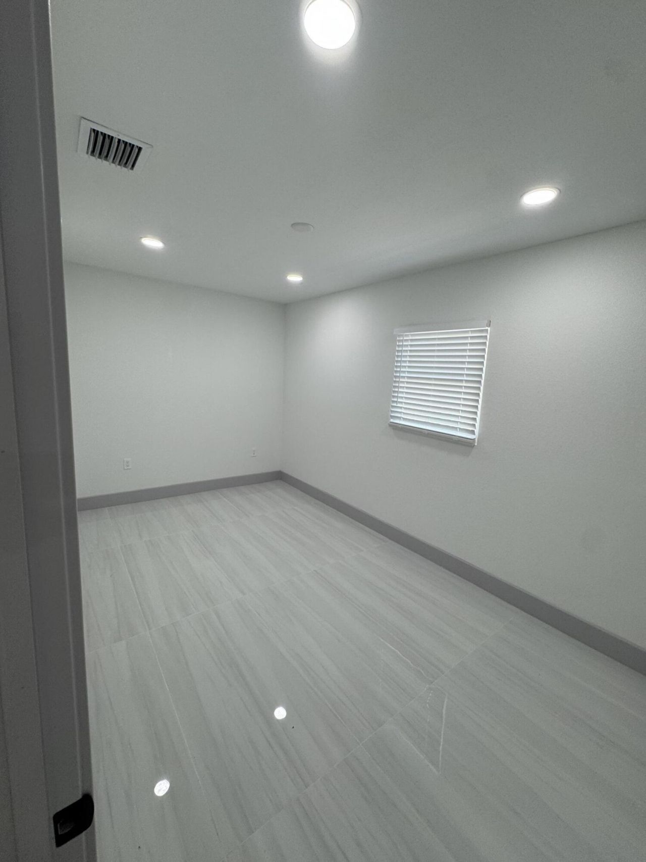 405 N E Street, Lake Worth, FL 33460 Photo