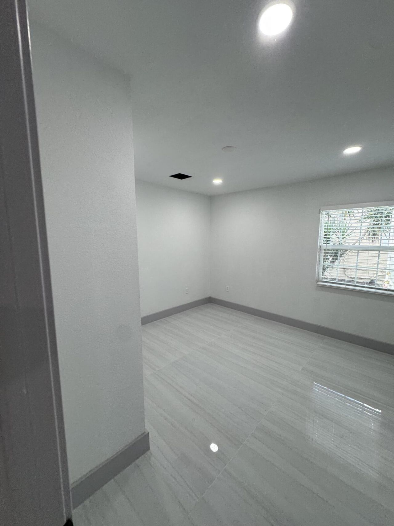 405 N E Street, Lake Worth, FL 33460 Photo