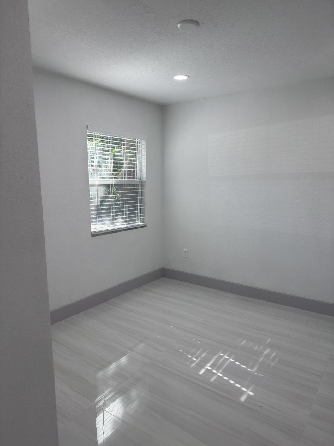 405 N E Street, Lake Worth, FL 33460 Photo