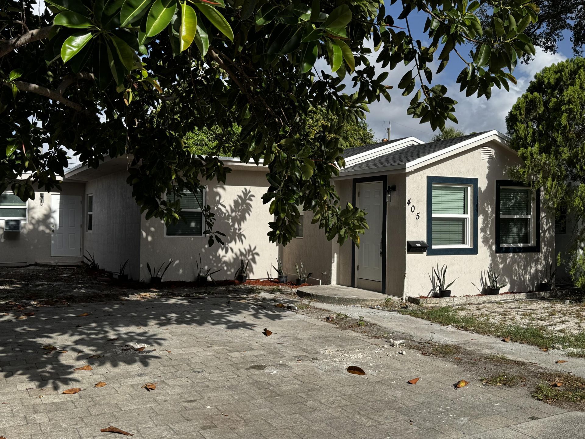 405 N E Street, Lake Worth, FL 33460 Photo