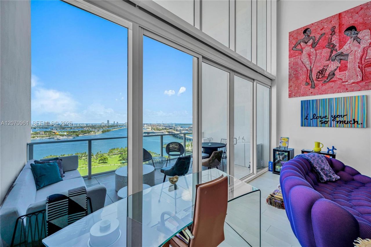 1040 Biscayne Blvd , Unit 2603, Miami, FL 33132 Photo