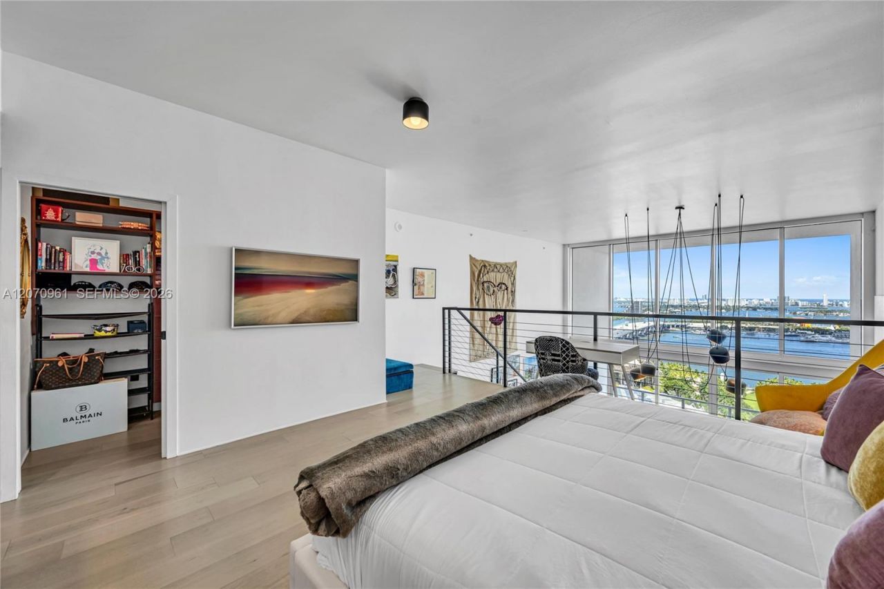 1040 Biscayne Blvd , Unit 2603, Miami, FL 33132 Photo