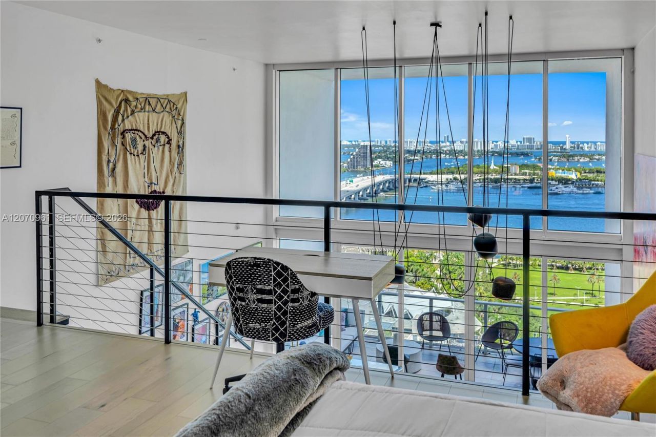 1040 Biscayne Blvd , Unit 2603, Miami, FL 33132 Photo