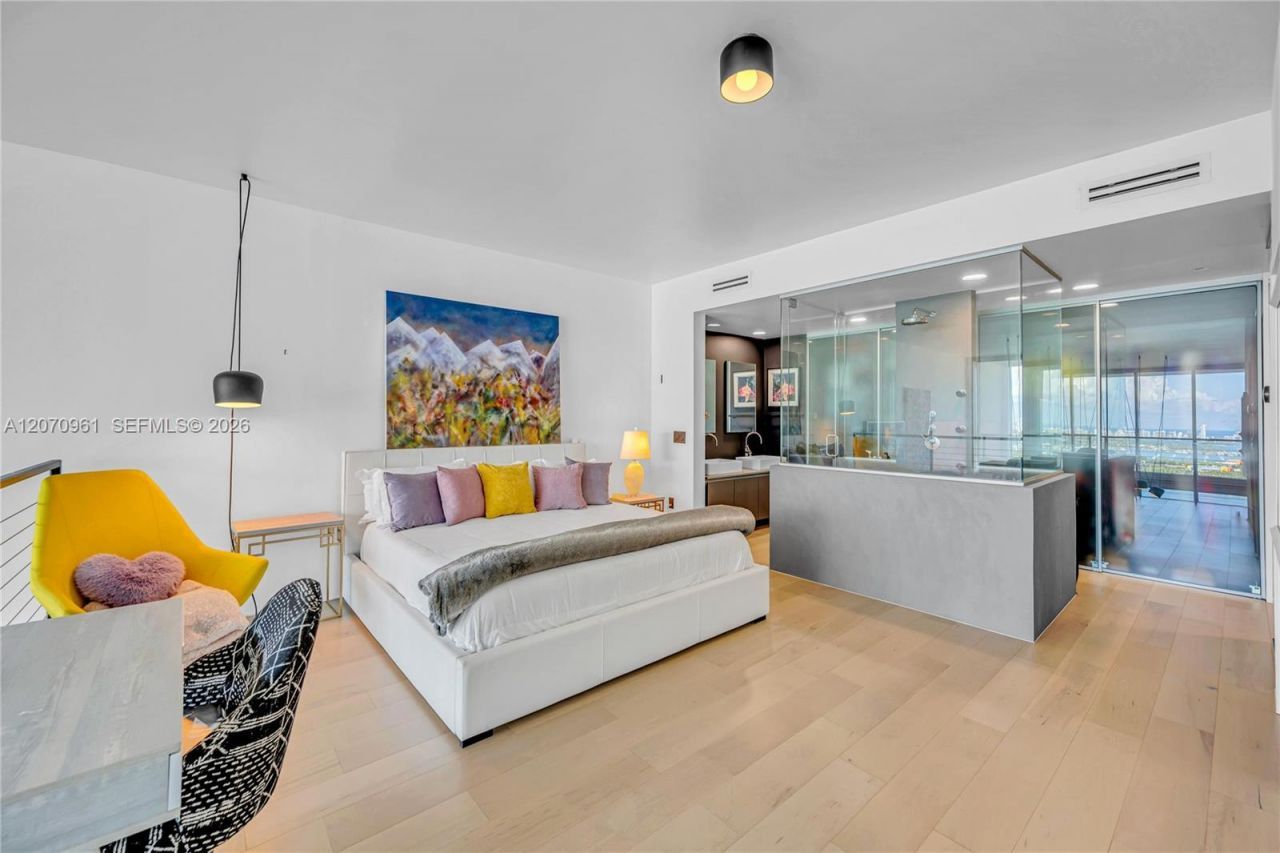 1040 Biscayne Blvd , Unit 2603, Miami, FL 33132 Photo