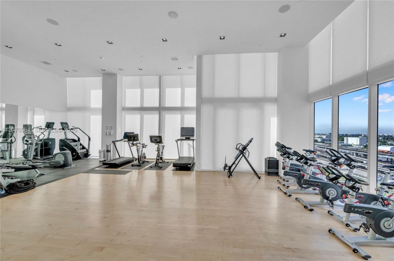 1040 Biscayne Blvd , Unit 2603, Miami, FL 33132 Photo