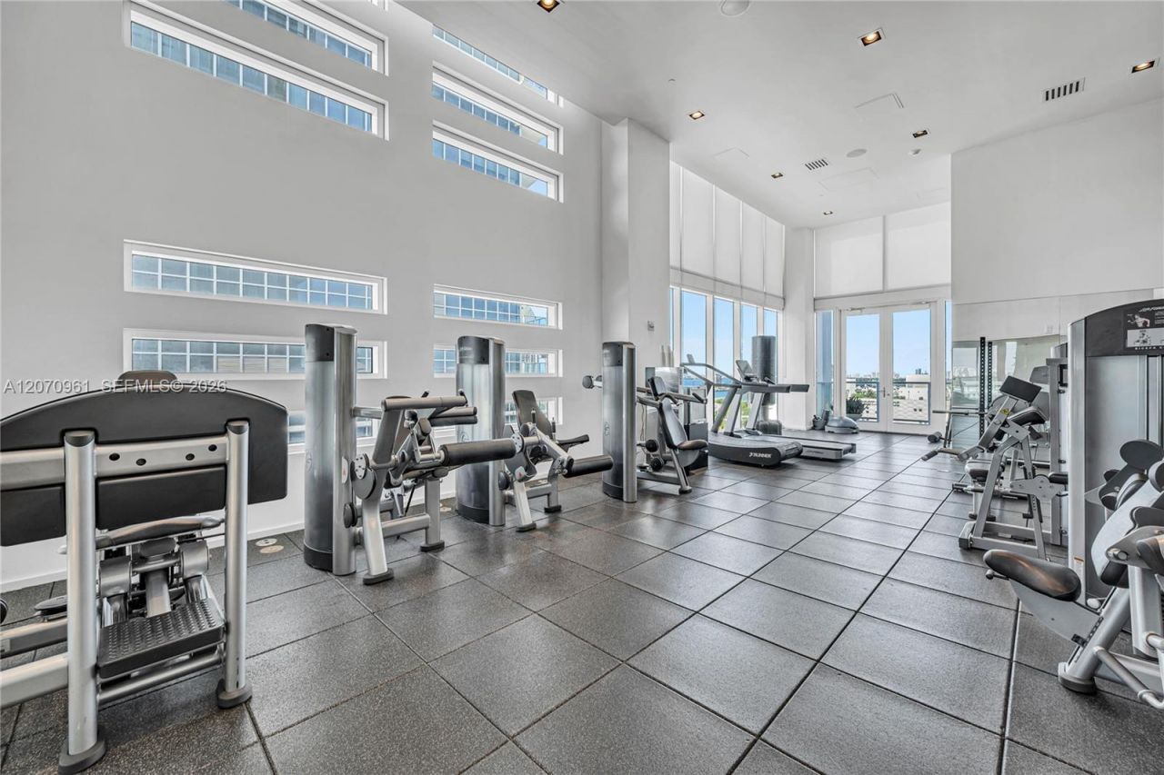 1040 Biscayne Blvd , Unit 2603, Miami, FL 33132 Photo