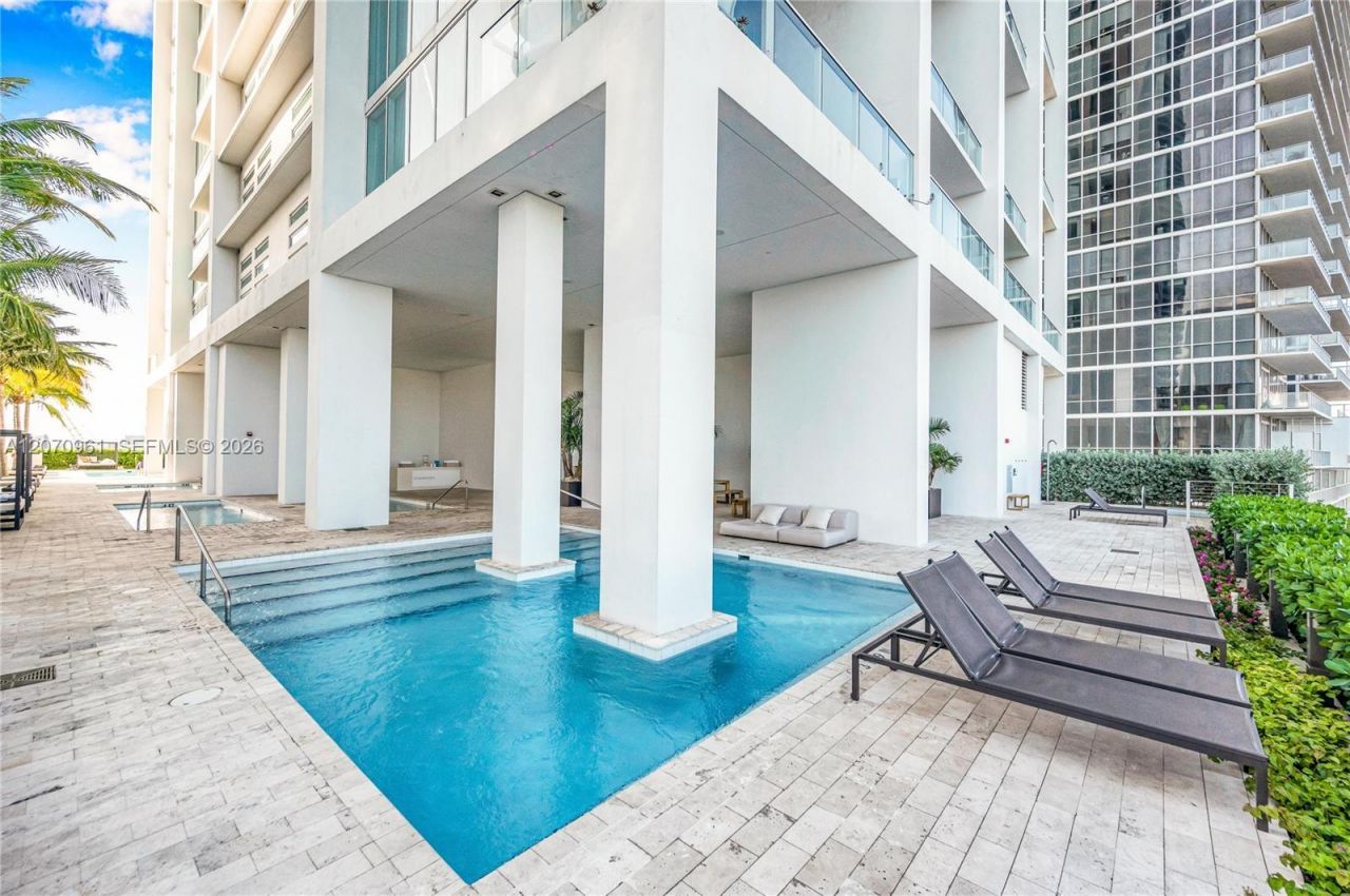 1040 Biscayne Blvd , Unit 2603, Miami, FL 33132 Photo