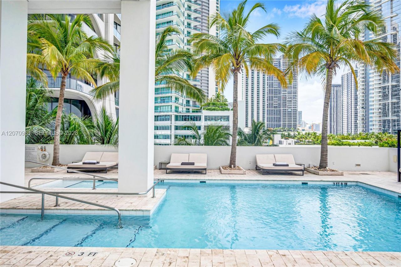 1040 Biscayne Blvd , Unit 2603, Miami, FL 33132 Photo