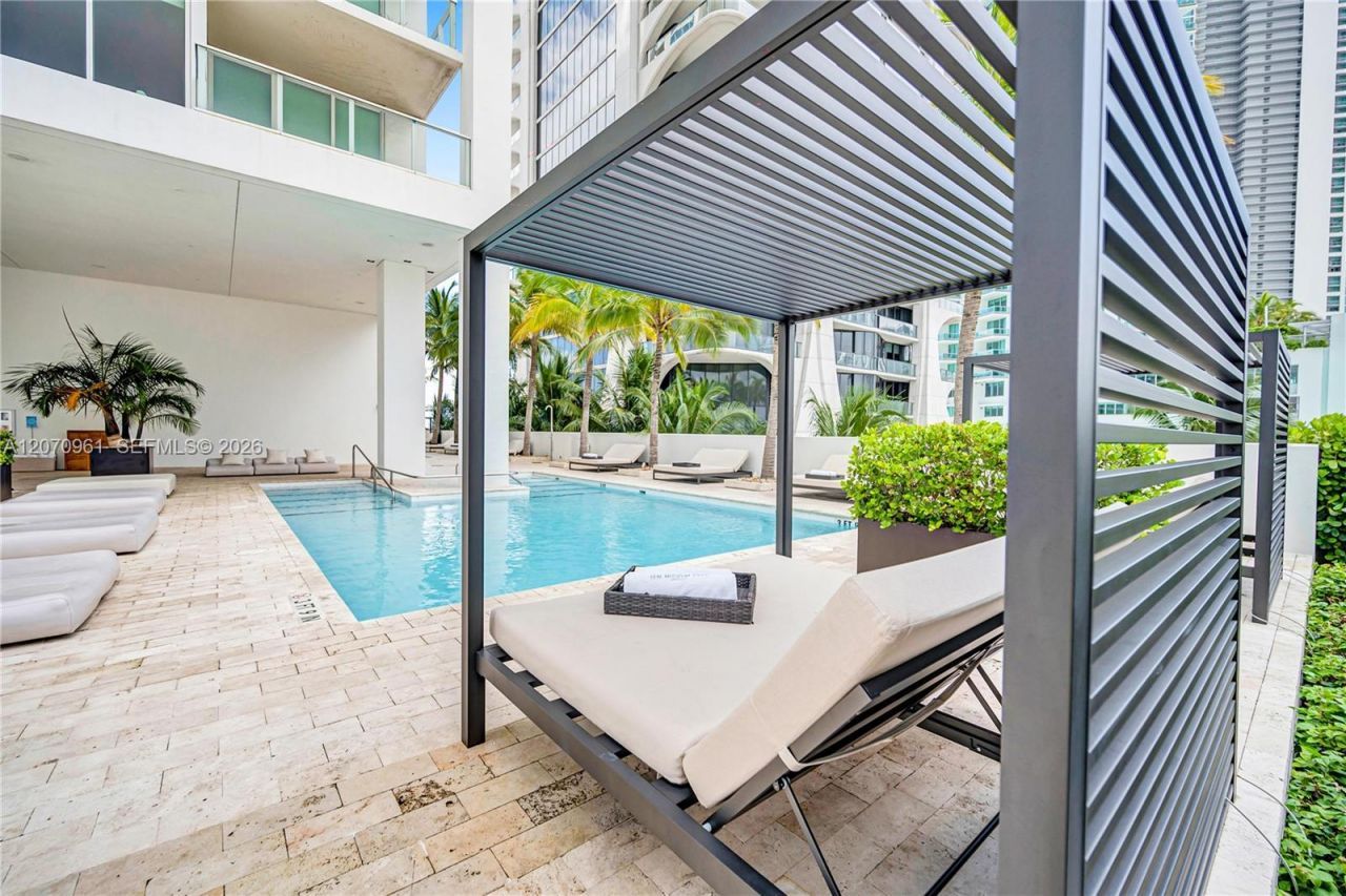 1040 Biscayne Blvd , Unit 2603, Miami, FL 33132 Photo