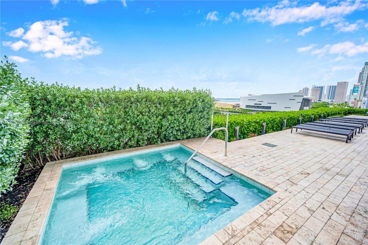 1040 Biscayne Blvd , Unit 2603, Miami, FL 33132 Photo