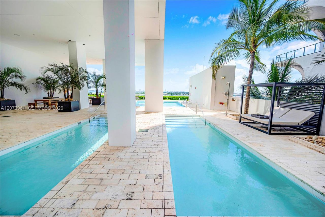 1040 Biscayne Blvd , Unit 2603, Miami, FL 33132 Photo