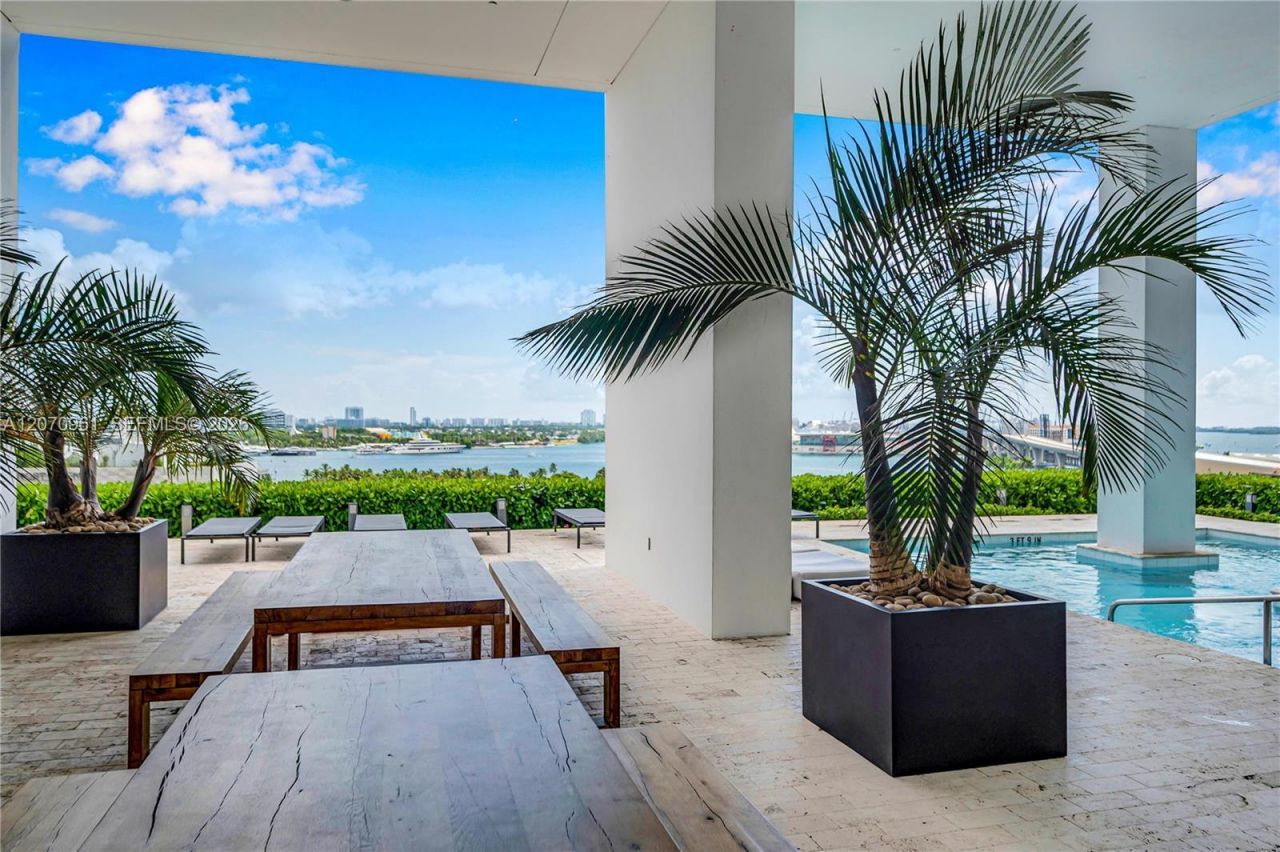 1040 Biscayne Blvd , Unit 2603, Miami, FL 33132 Photo