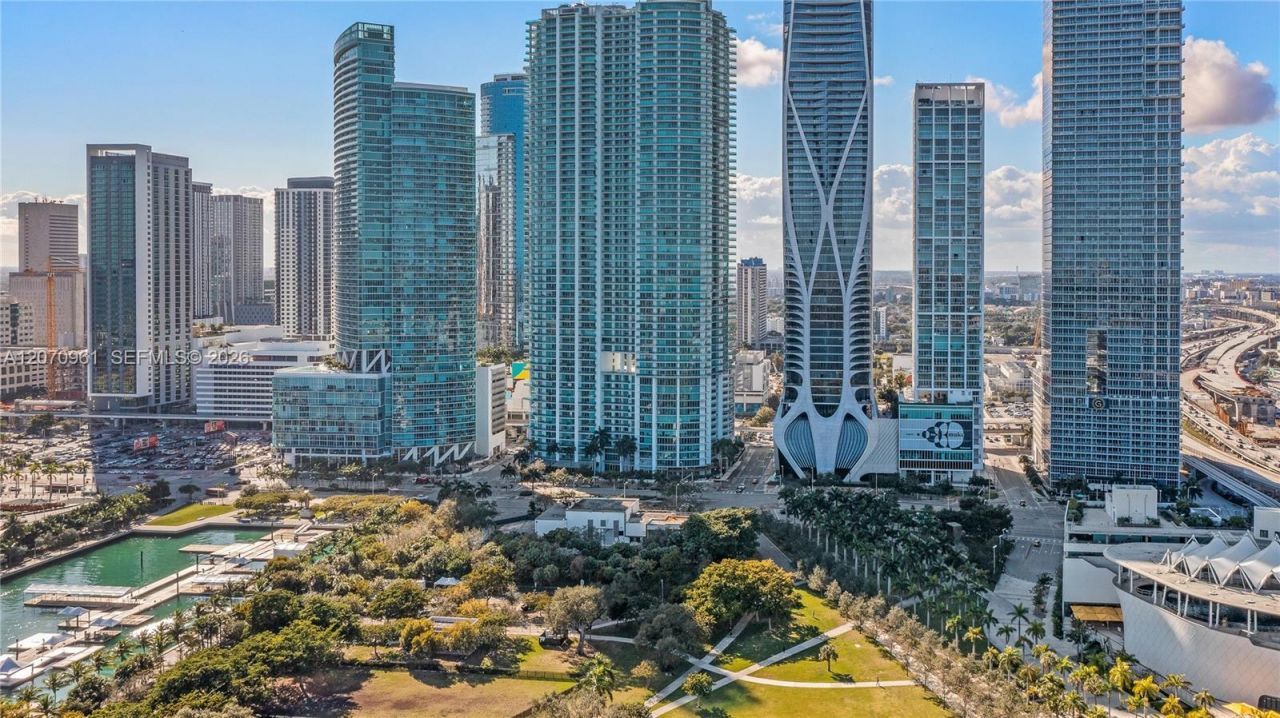 1040 Biscayne Blvd , Unit 2603, Miami, FL 33132 Photo