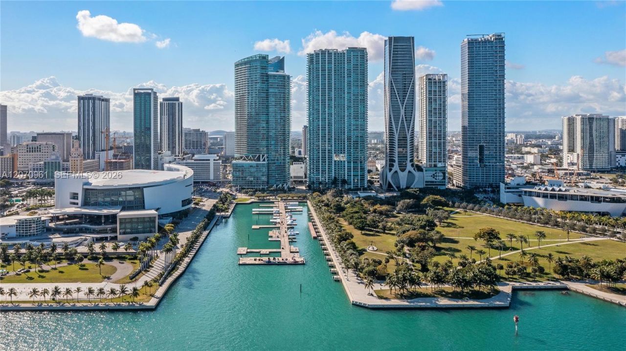 1040 Biscayne Blvd , Unit 2603, Miami, FL 33132 Photo