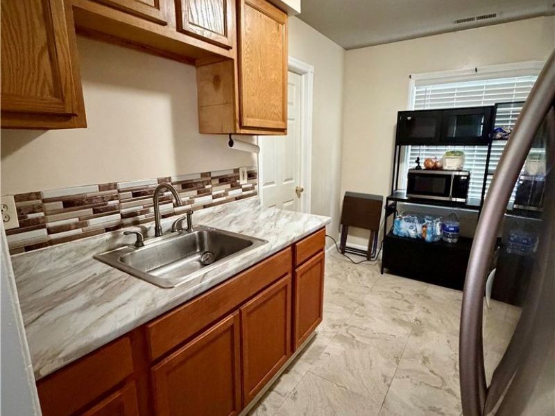 13122 Liberty Avenue, Cleveland, OH 44135 Photo 10