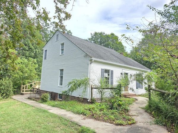 167 Pirates Bluff Road, LANEVIEW, VA 22504